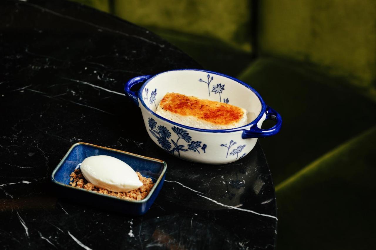 Radisson Collection Hotel, Magdalena Plaza Sevilla エクステリア 写真 A bowl of halva