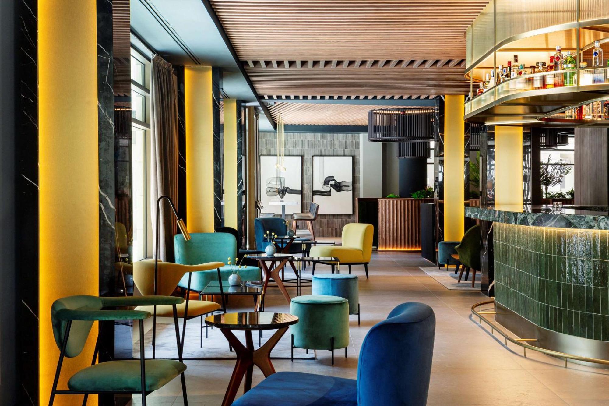Radisson Collection Hotel, Magdalena Plaza Sevilla エクステリア 写真 The bar at the hotel
