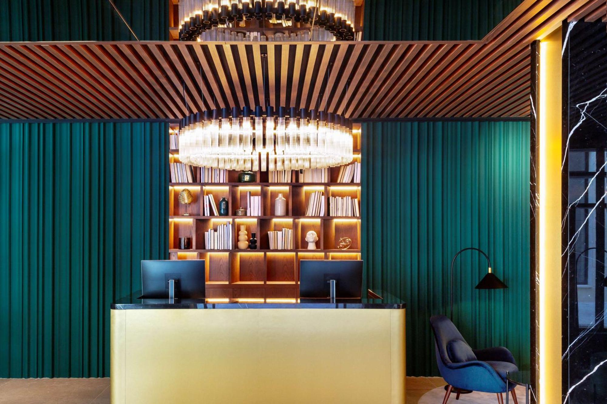 Radisson Collection Hotel, Magdalena Plaza Sevilla エクステリア 写真 The lobby of the hotel