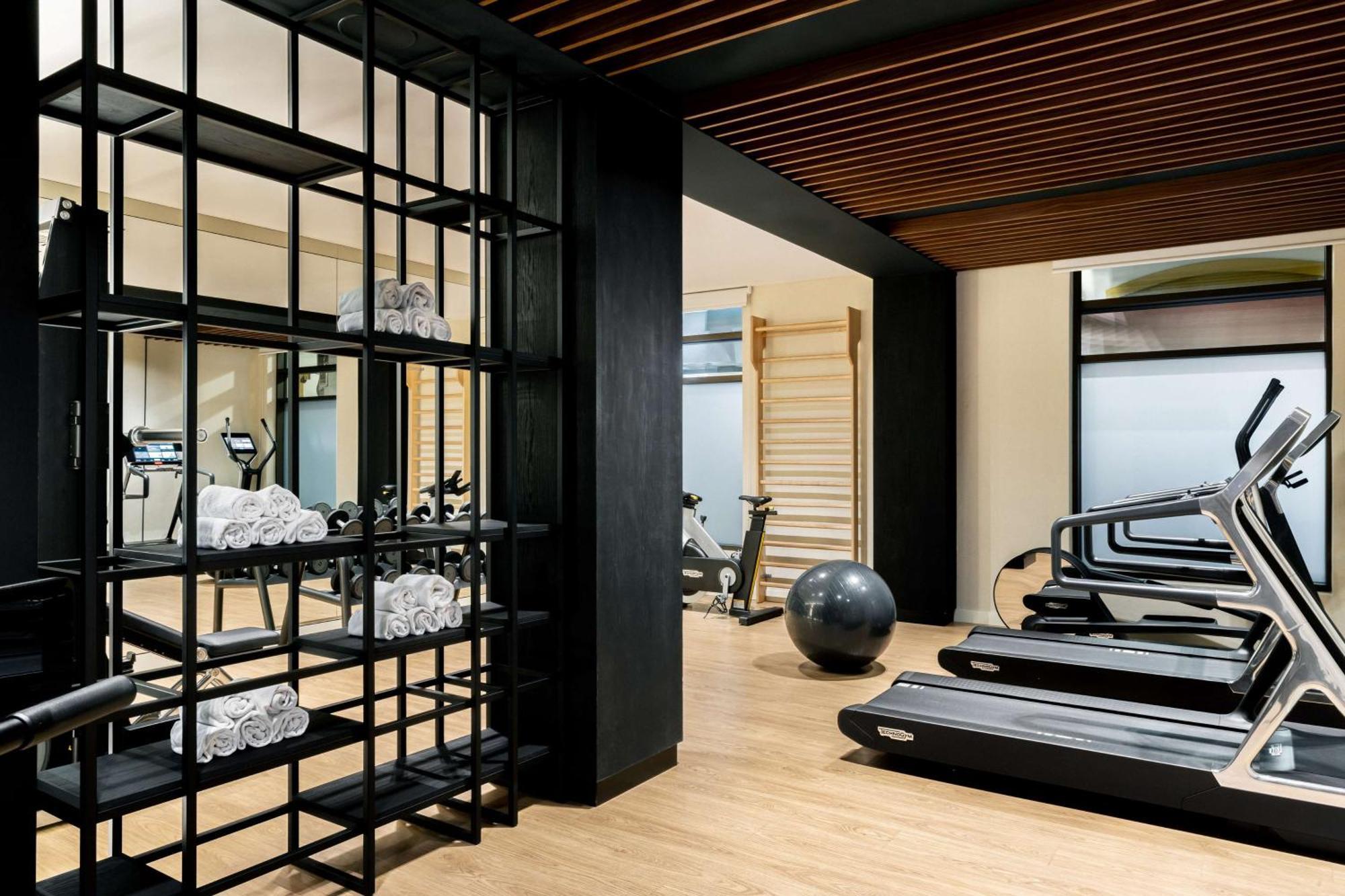 Radisson Collection Hotel, Magdalena Plaza Sevilla エクステリア 写真